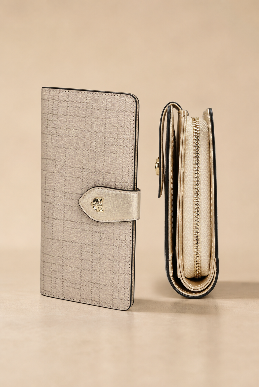 Foxer Zenith Leather Wallet - front view