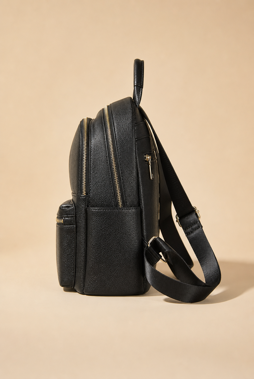 Foxer Cache Leather Backpack - detail view